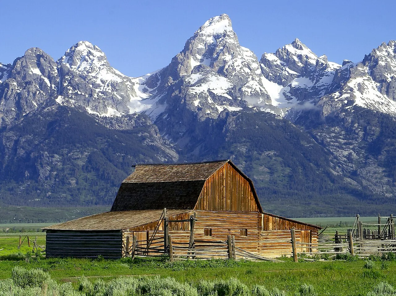 Commercial roofing work in Idaho Falls, ID